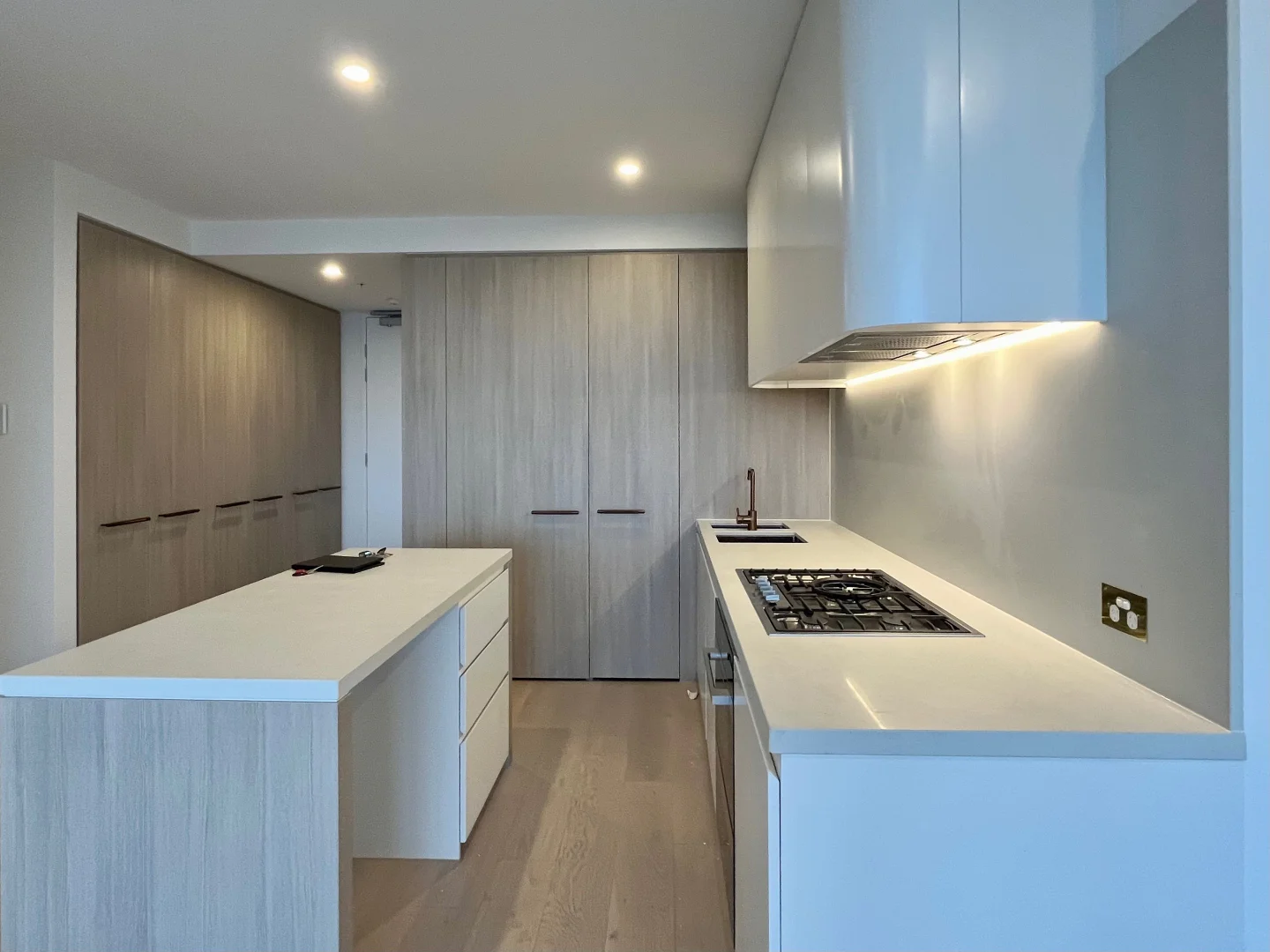 Additional image 4 of 1711A/25 O'Sullivan Road, Glen Waverley VIC 3150