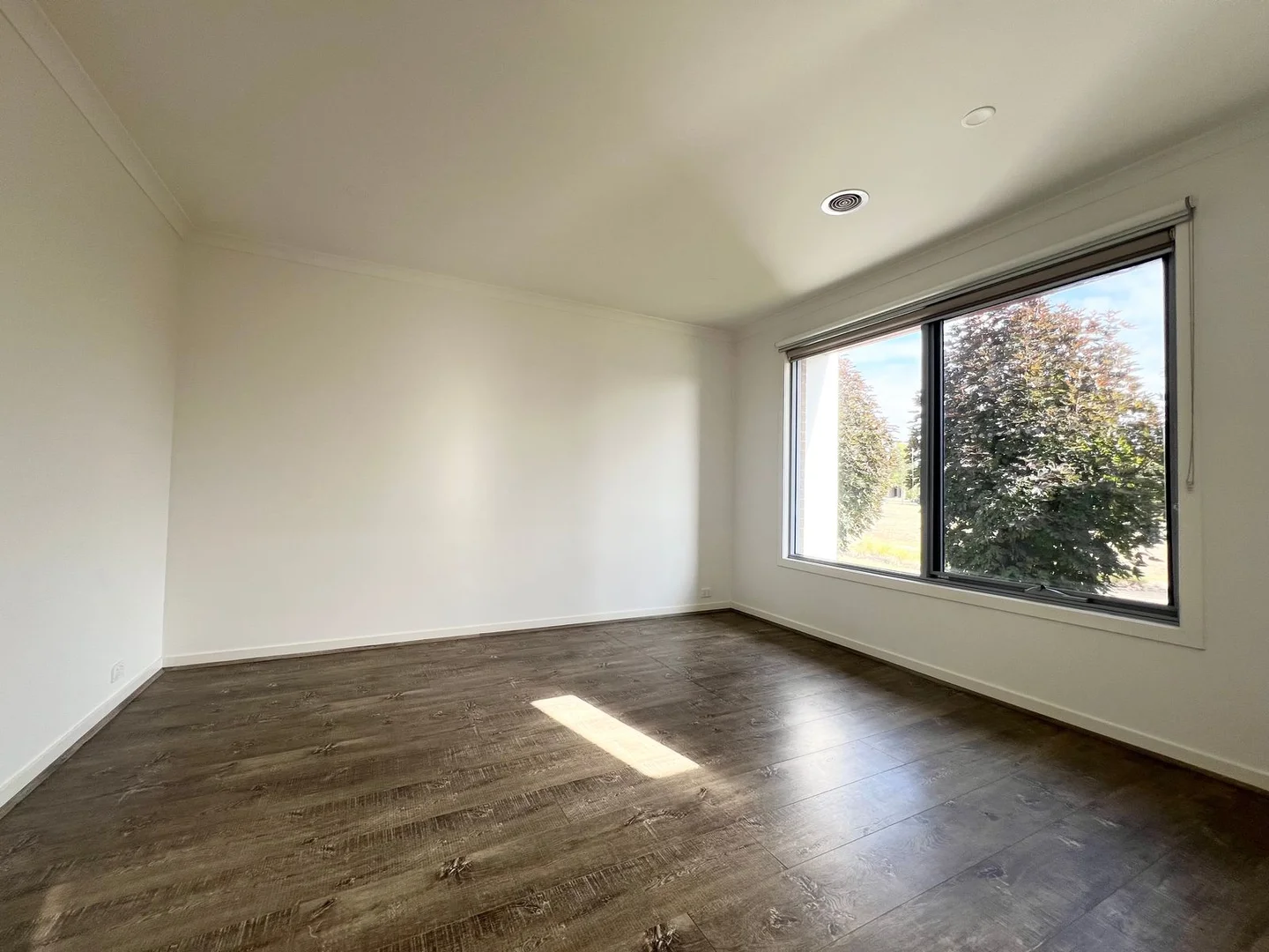 Additional image 2 of 20 Ely Walk, Craigieburn VIC 3064