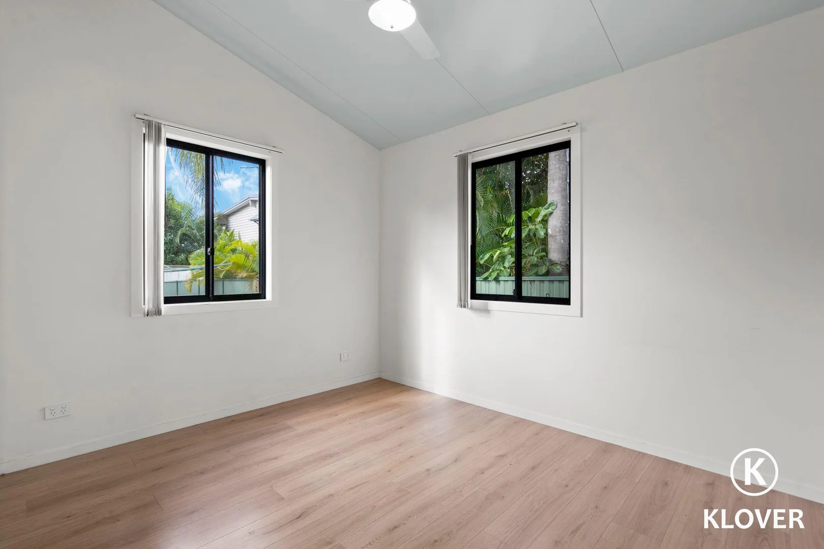 33A Aquarius Drive, Kingston QLD 4114 photo 4