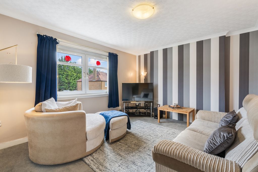 Additional image 3 of 2 bed flat for saleAlbert Avenue, Grangemouth FK3