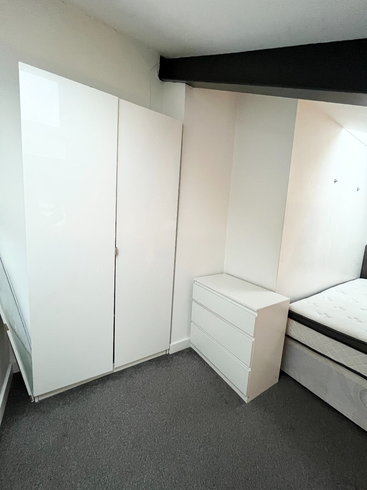 Studio Flat, Sir Thomas House, L1, N1 7GU photo 5