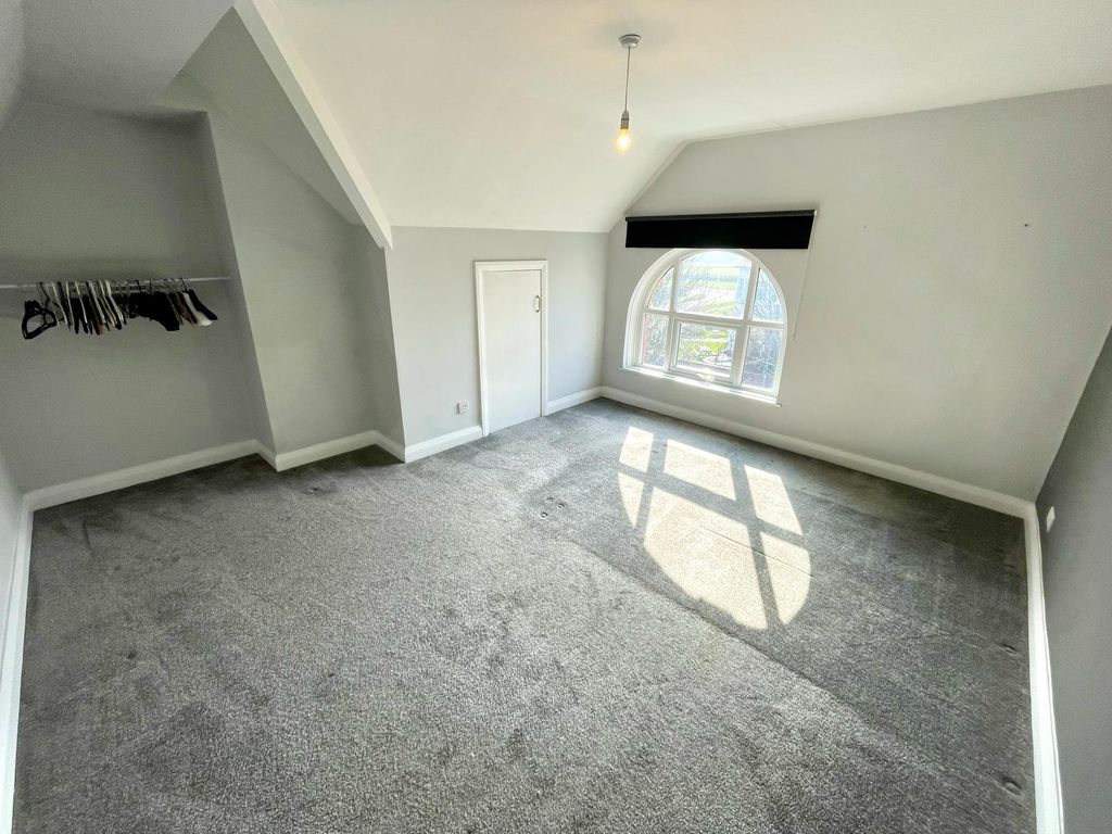 Additional image 6 of 2 bed flat to rentSt. Andrews Place, Llandudno LL30