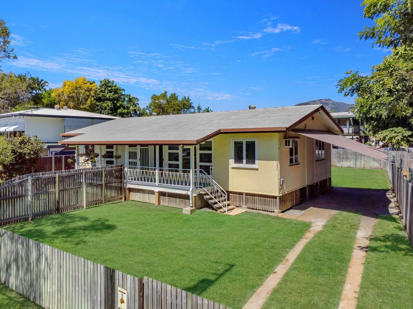 2/14 Alamein Street, Aitkenvale QLD 4814