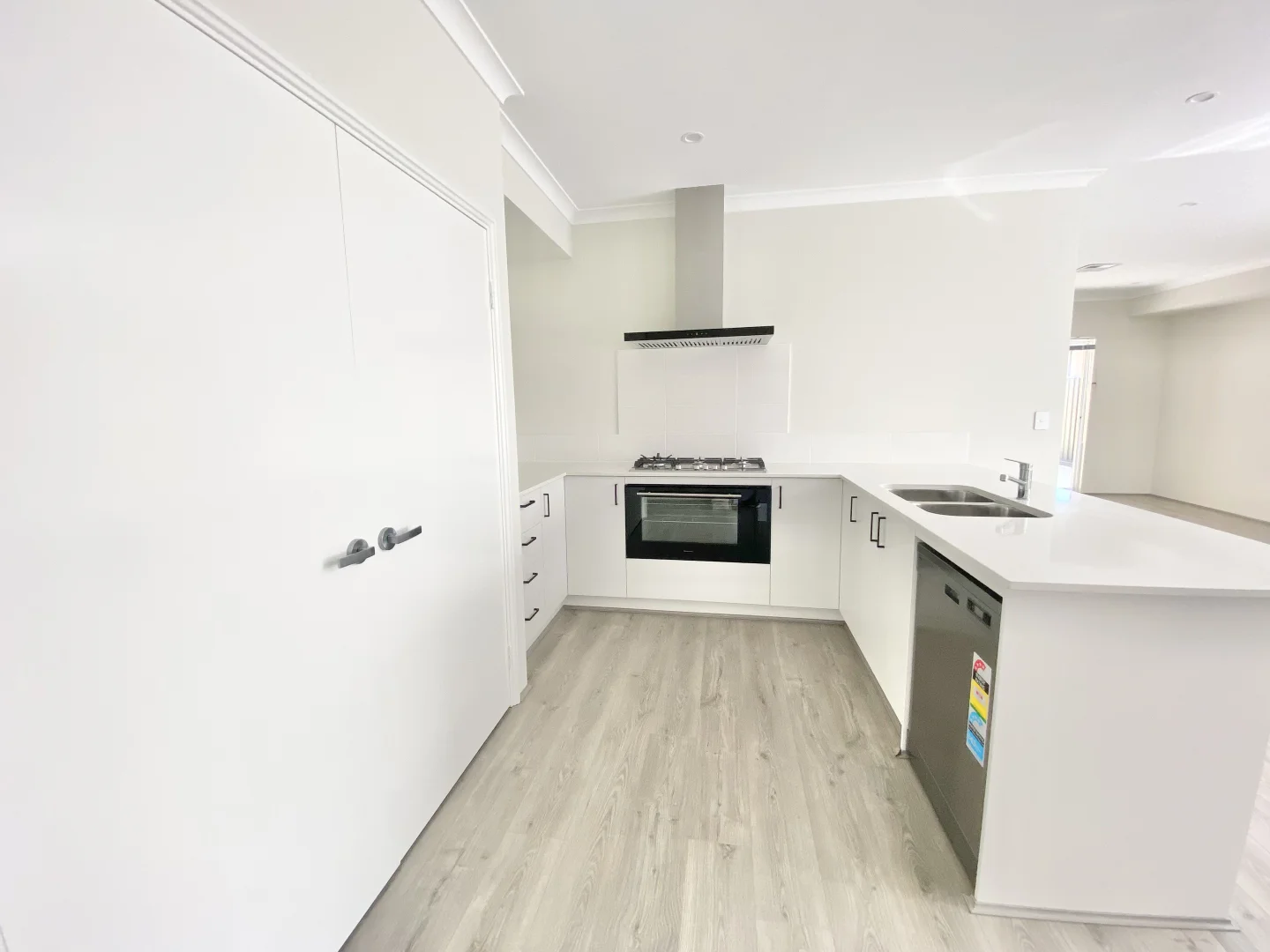 124B Armadale Road, Rivervale WA 6103 photo 3