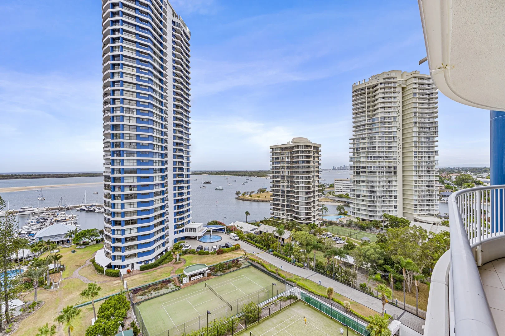 46/21 Bayview Street, Runaway Bay QLD 4216