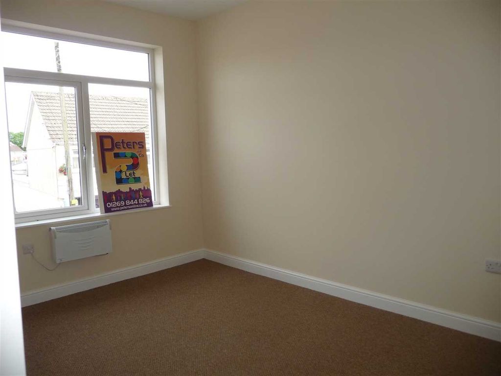 Additional image 4 of 2 bed flat to rentLlandeilo Road, Cross Hands, Llanelli SA14
