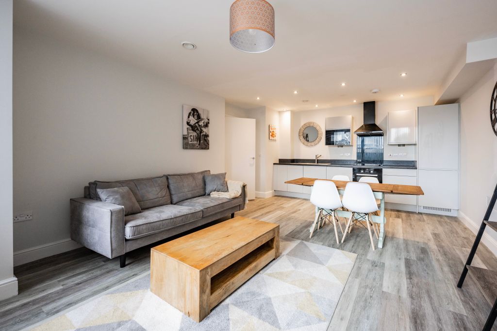 Additional image 3 of 2 bed flat to rentPrince Of Wales Road, Norwich NR1