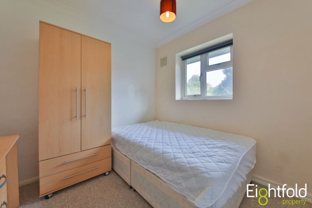 Additional image 4 of 4 bed flat to rentSouthmount, Brighton BN1