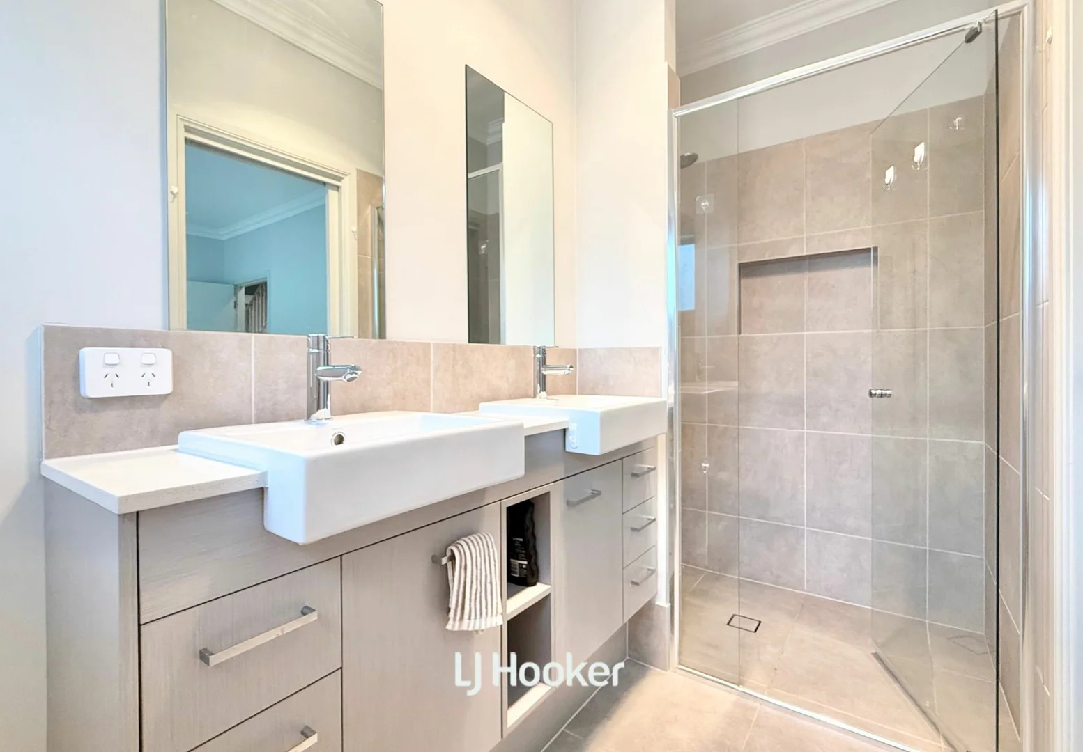 Additional image 17 of 42 Eddy Rd, Chatswood NSW 2067