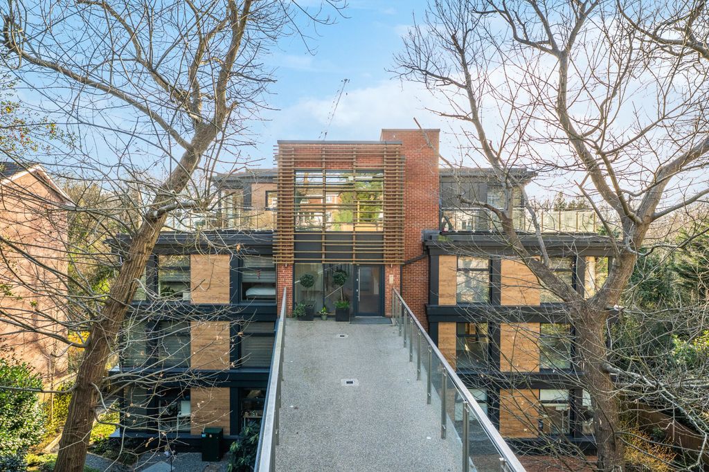 2 bed flat for saleGranville Road, Sevenoaks TN13