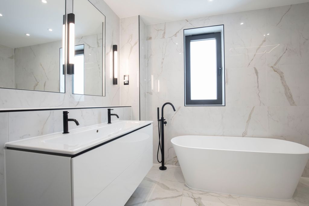 Additional image 7 of 3 bed flat to rentParabola Road, Cheltenham GL50