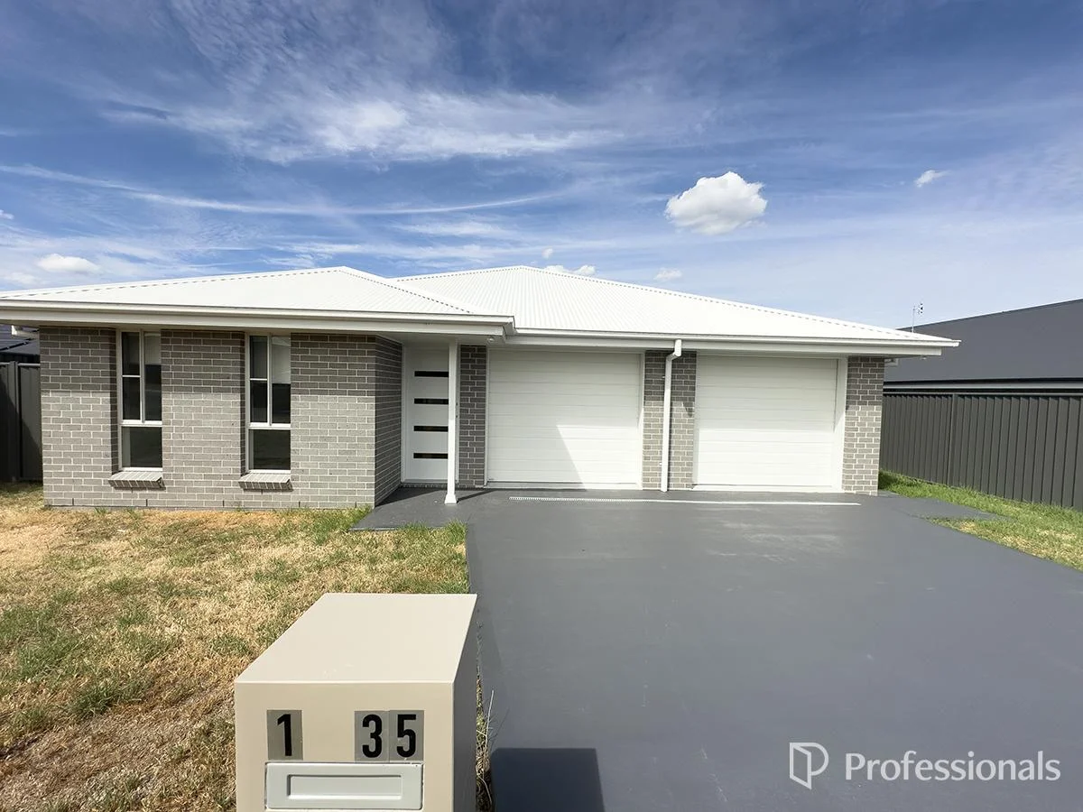 1/35 Garden Street, Kootingal NSW 2352