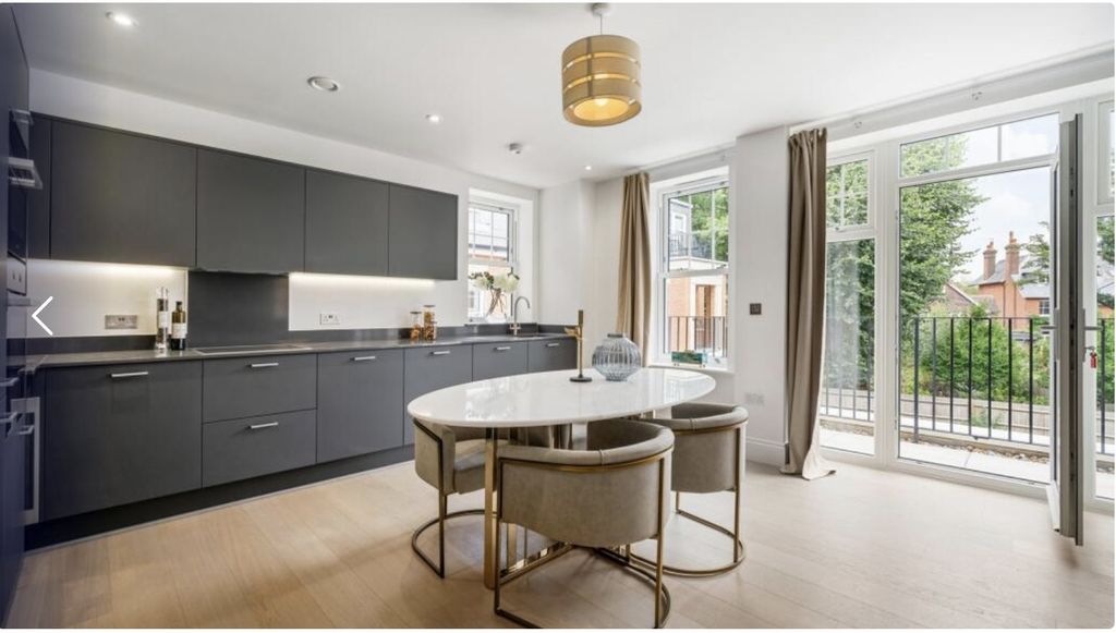 Additional image 12 of 2 bed flat to rent98-116 London Road, Sevenoaks, Kent TN13