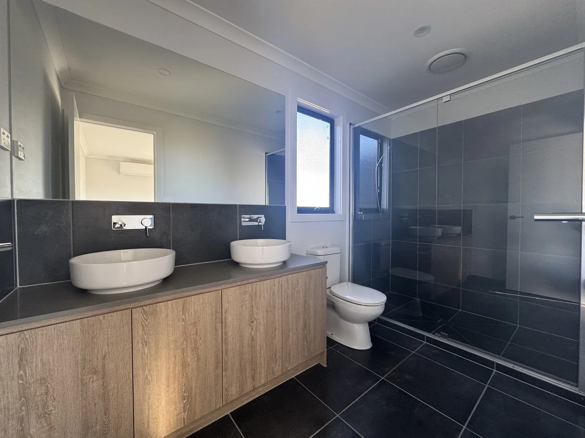 Additional image 3 of 93 Vere Court, Deanside VIC 3336