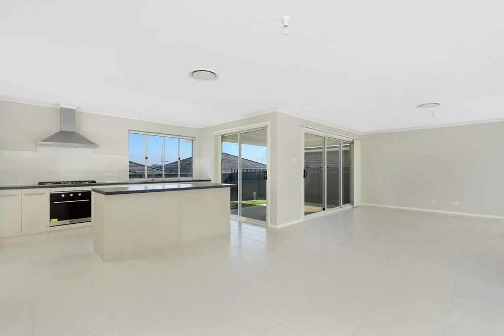 37 Radisich Loop, Oran Park NSW 2570 photo 2