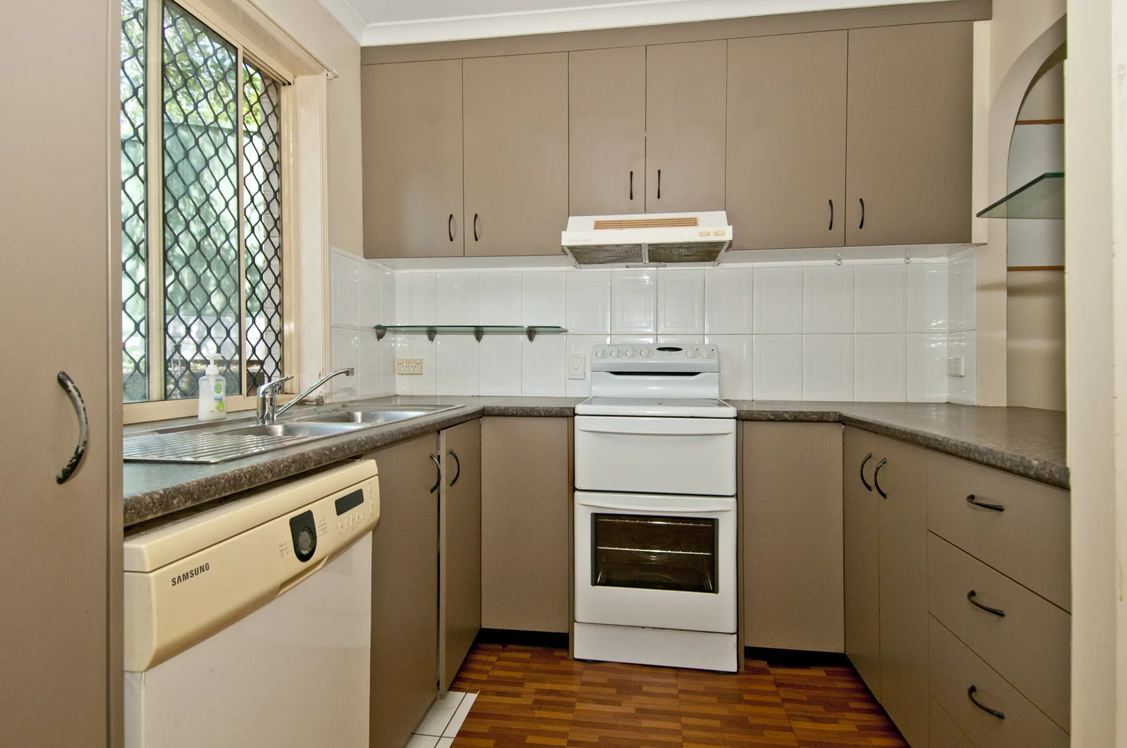 11/20 Chambers Flat Rd, Waterford West QLD 4133 photo 2