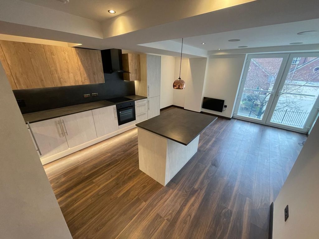 2 bed flat to rentFlat 6, Cooper House HU1