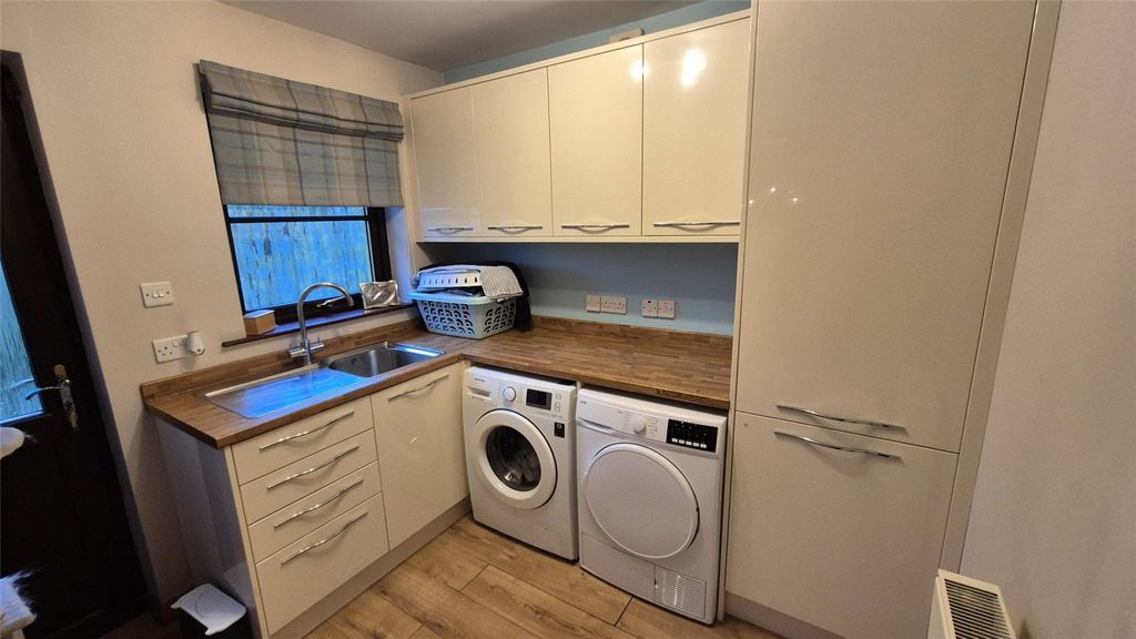 Additional image 3 of 4 bed detached house to rentGreenpark Lane, Lockerbie, Dumfries And Galloway DG11
