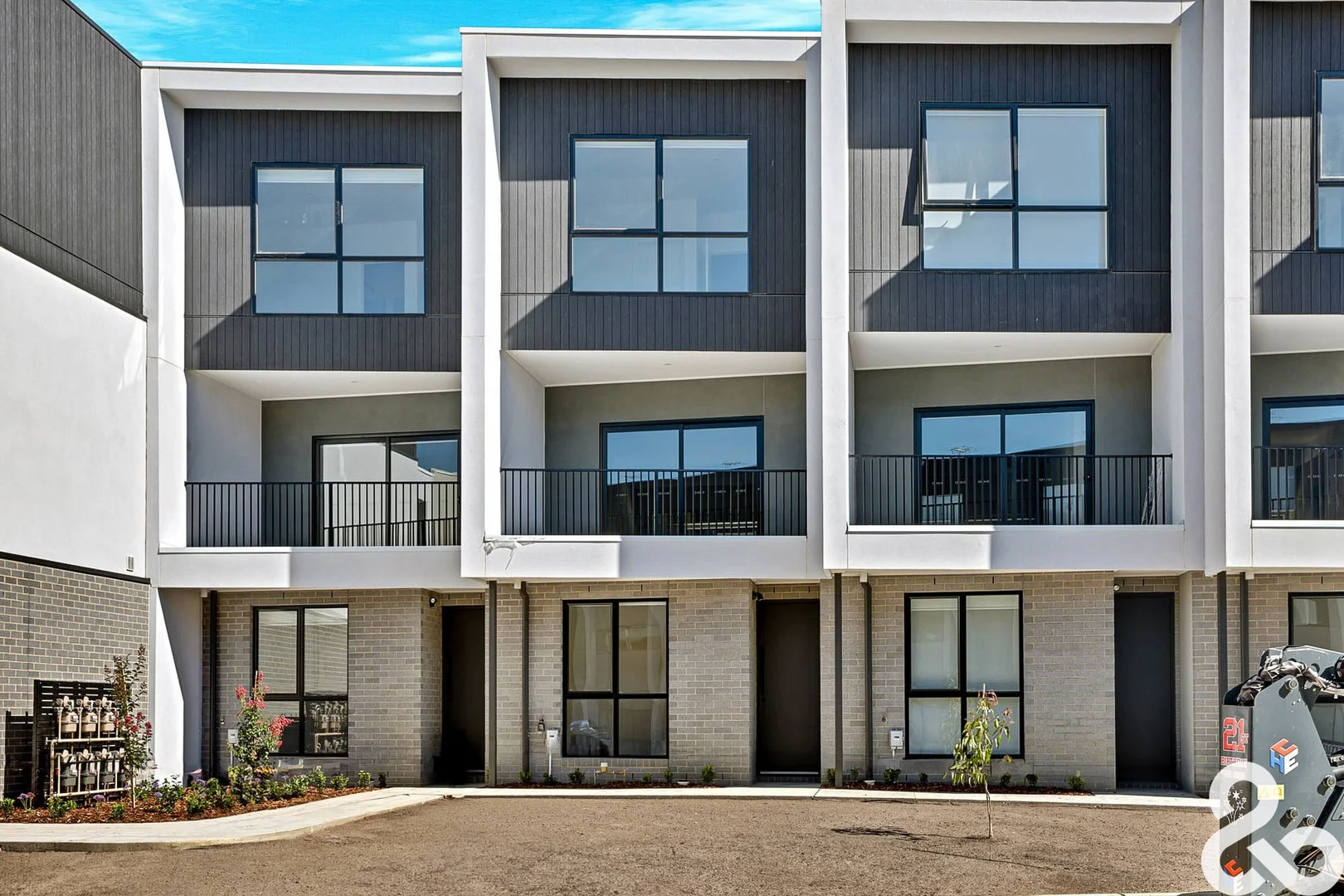 14 Casalingo Boulevard, Mill Park VIC 3082
