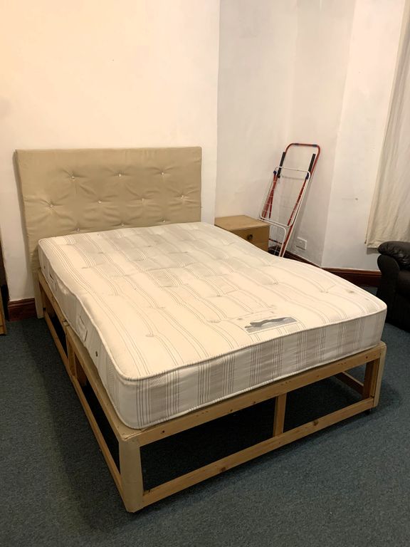 Room to rentClive Street, Cardiff CF11