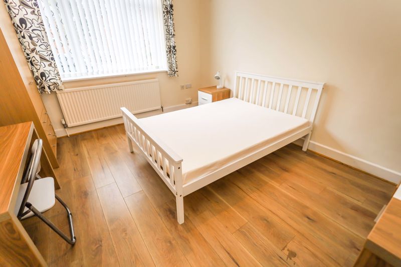Additional image 5 of 6 bed detached house to rentPine Road, Winton BH9