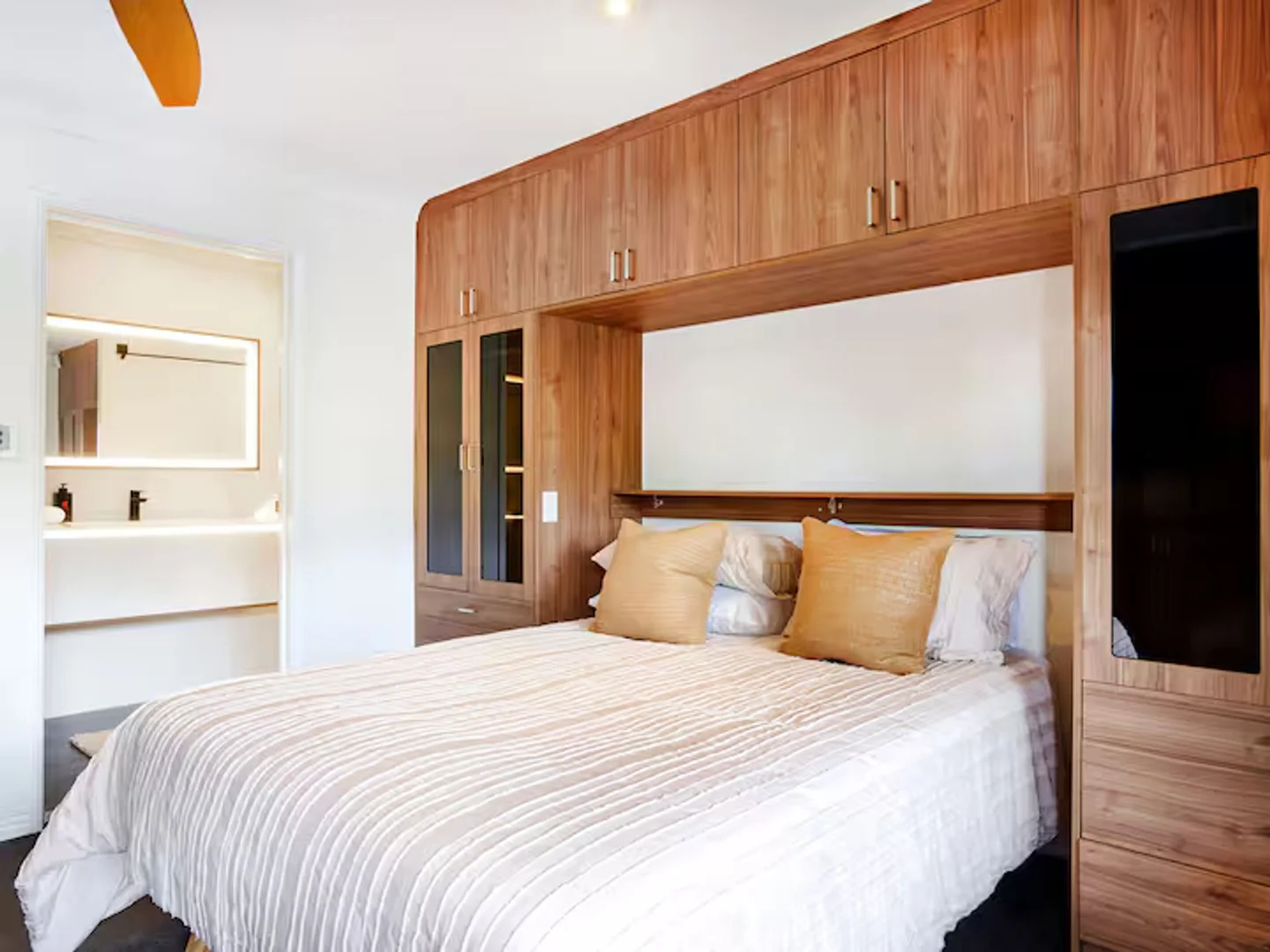 Additional image 10 of 122 Campbell St, Bundall QLD 4217