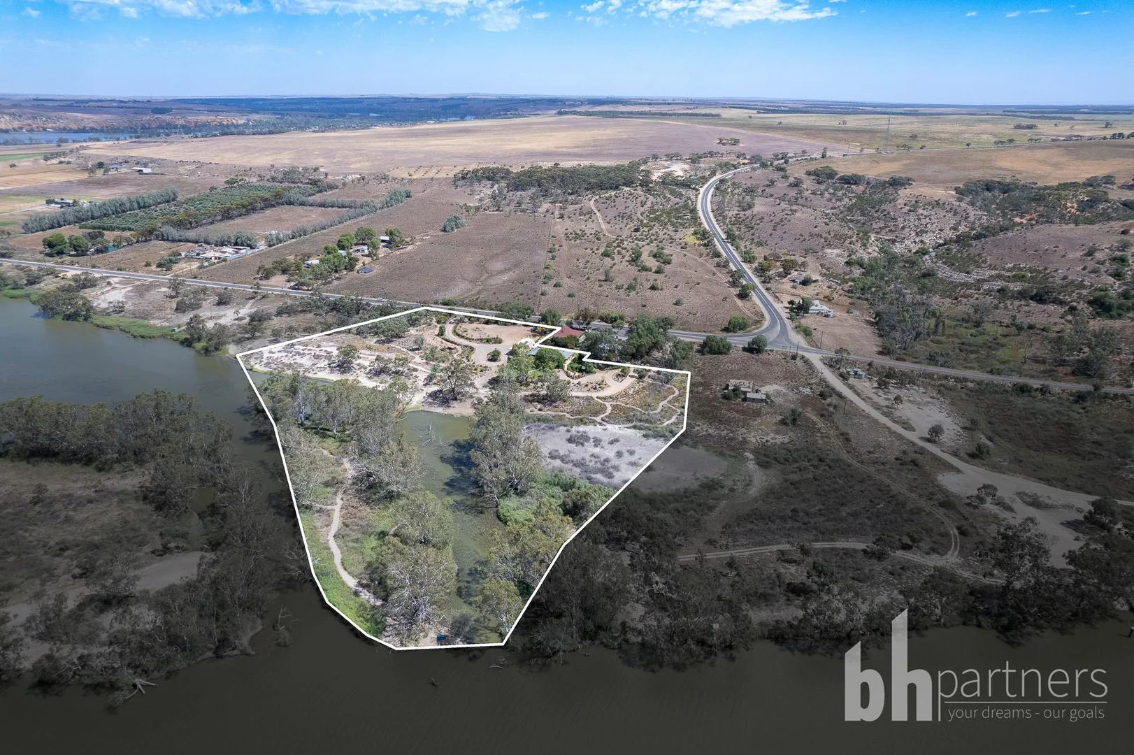 Additional image 2 of Lake Bywater Cottage, Walker Flat SA 5238