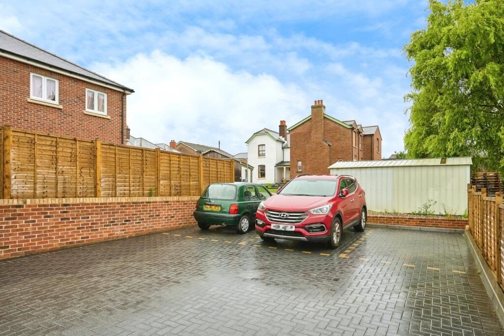 Additional image 8 of 3 bed end terrace house to rentHorsebridge Hill, Newport PO30