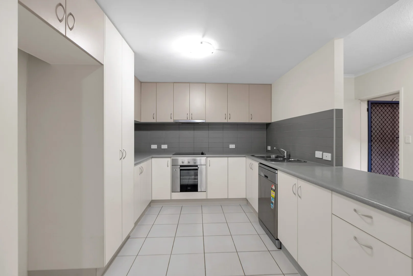 Additional image 5 of 86/89-95 Ishmael Road, Earlville QLD 4870