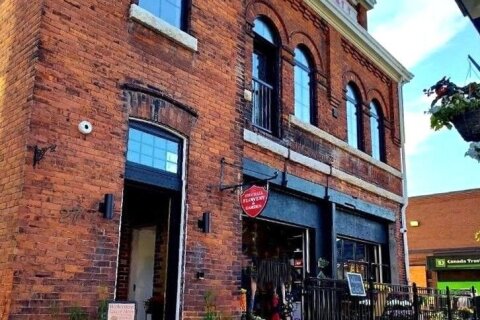 Additional image 8 of 27 Peter Street N, Orillia, ON, L3V 4Y8