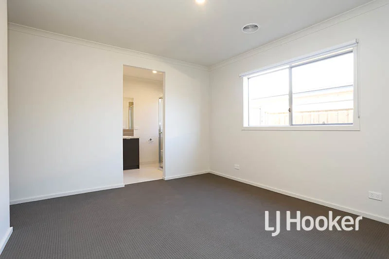 Additional image 4 of 3 Minnehaha Way, Point Cook VIC 3030