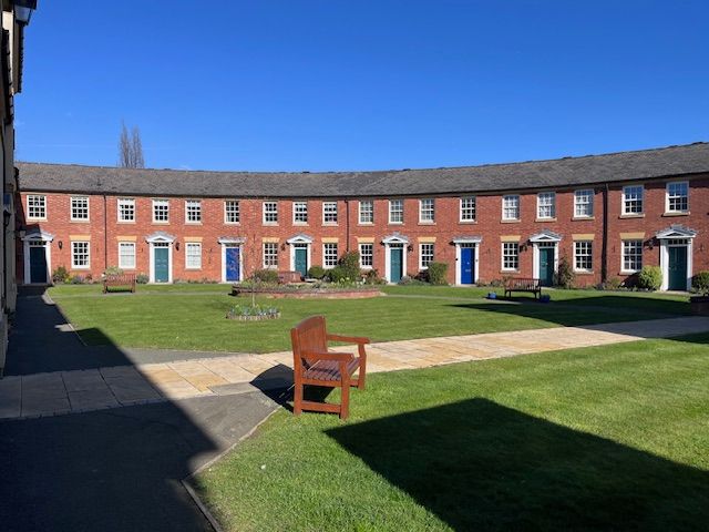 2 bed flat to rentCarline Crescent, Shrewsbury SY3