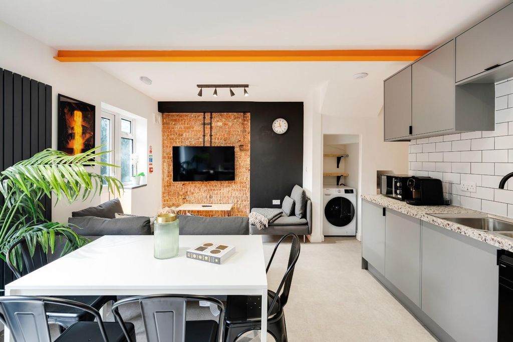Additional image 2 of 7 bed property to rentMayville Avenue, Filton BS34