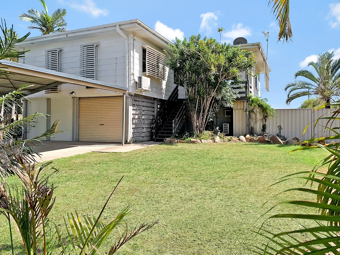 35 Cuthbert Street, Moranbah QLD 4744