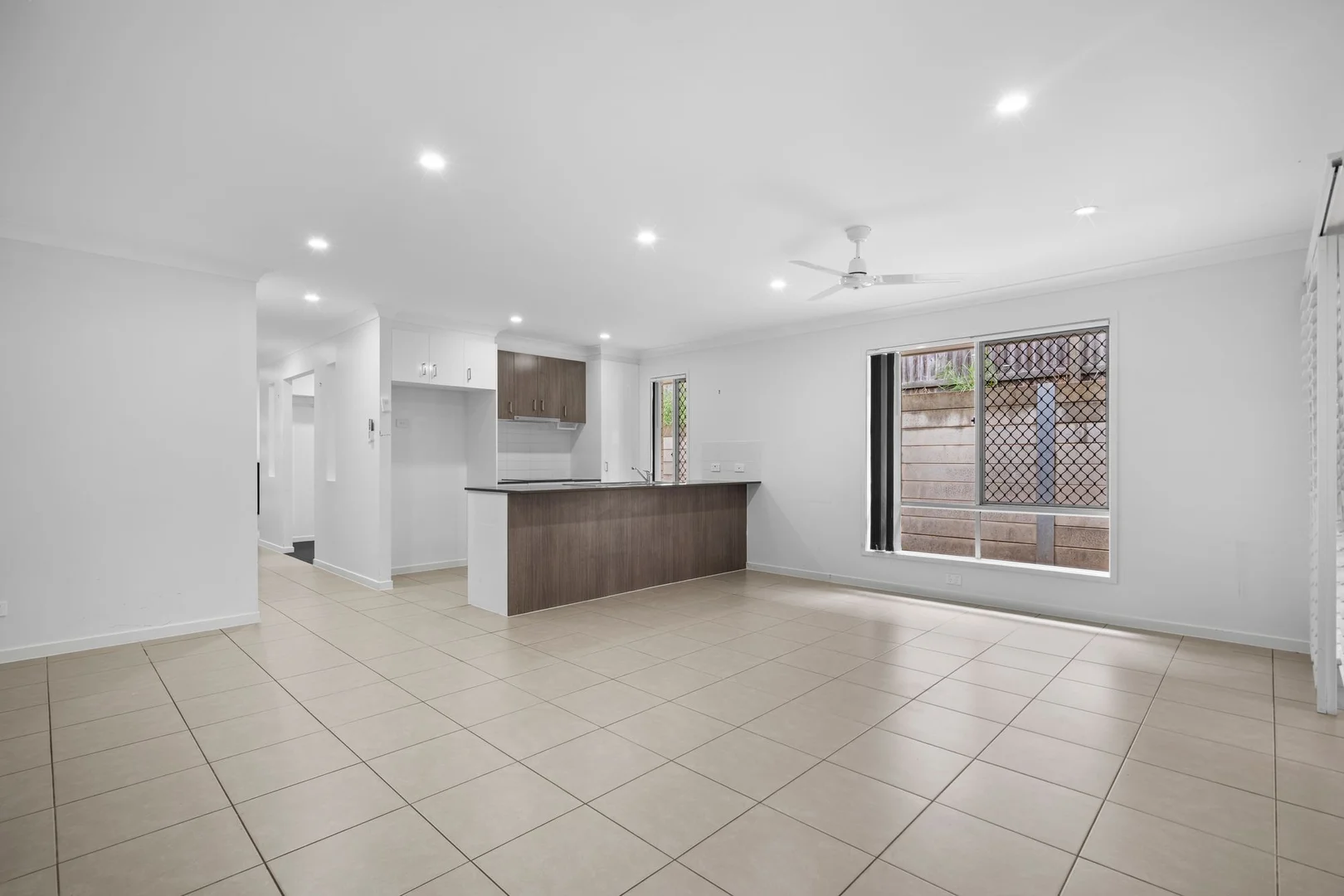 23 Mesa Street, Yarrabilba QLD 4207 photo 3