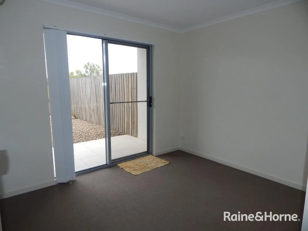 Additional image 4 of 5/50 Shannon Crescent, Dysart QLD 4745