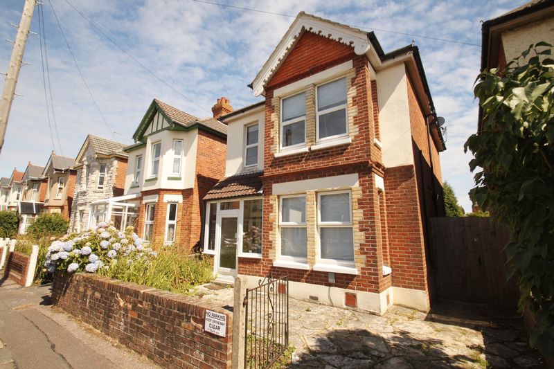 6 bed detached house to rentFrederica Road, Bournemouth BH9