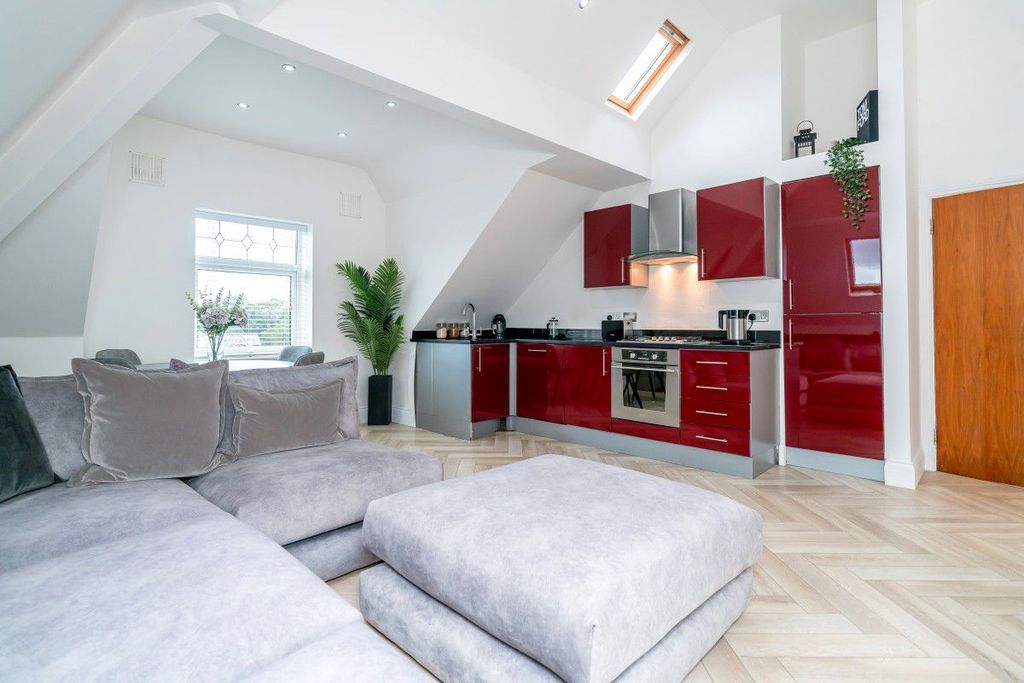 Additional image 2 of 2 bed penthouse to rentGolf Open 2026 - Lulworth Road, Birkdale PR8