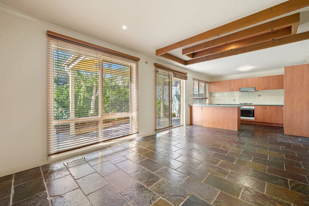 Additional image 2 of 5/19 Newman Road, Croydon VIC 3136