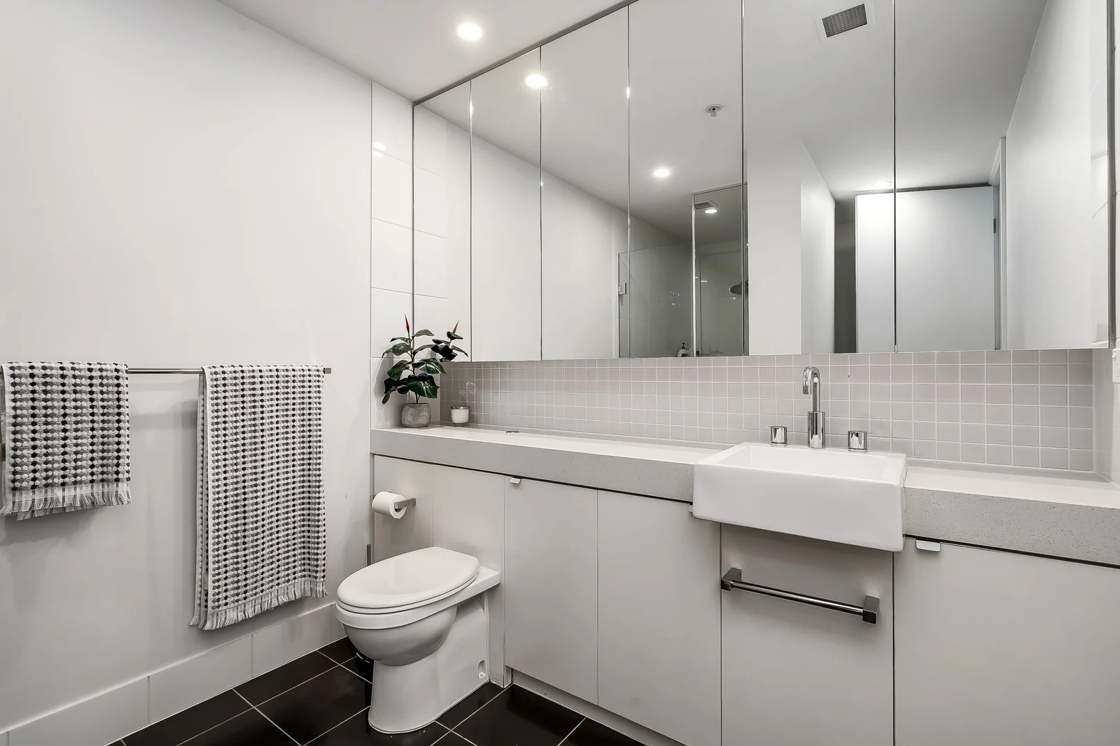 Additional image 9 of 213/211 Grenfell Street, Adelaide SA 5000