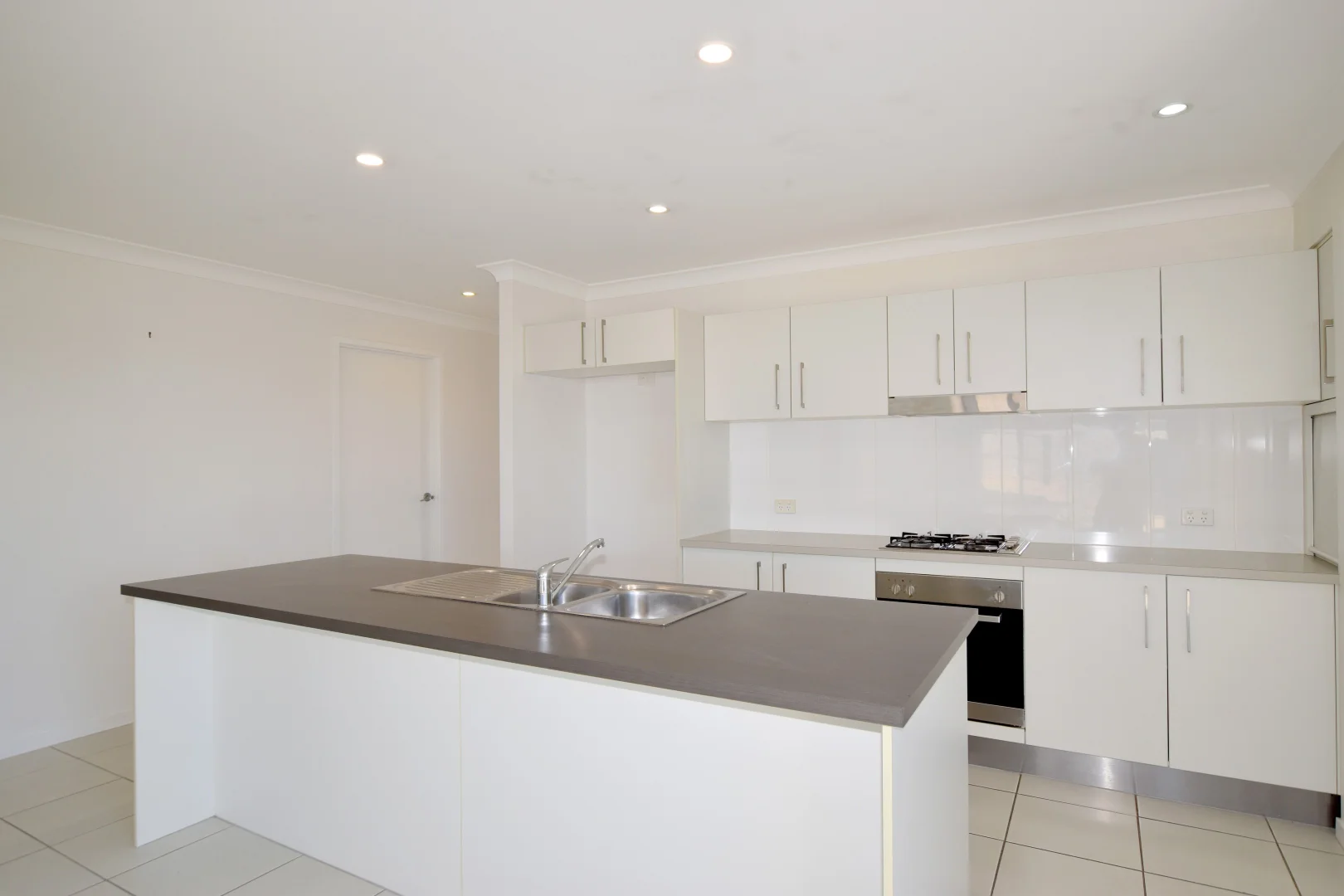 Additional image 3 of 15 Wentworth Place, Glen Eden QLD 4680