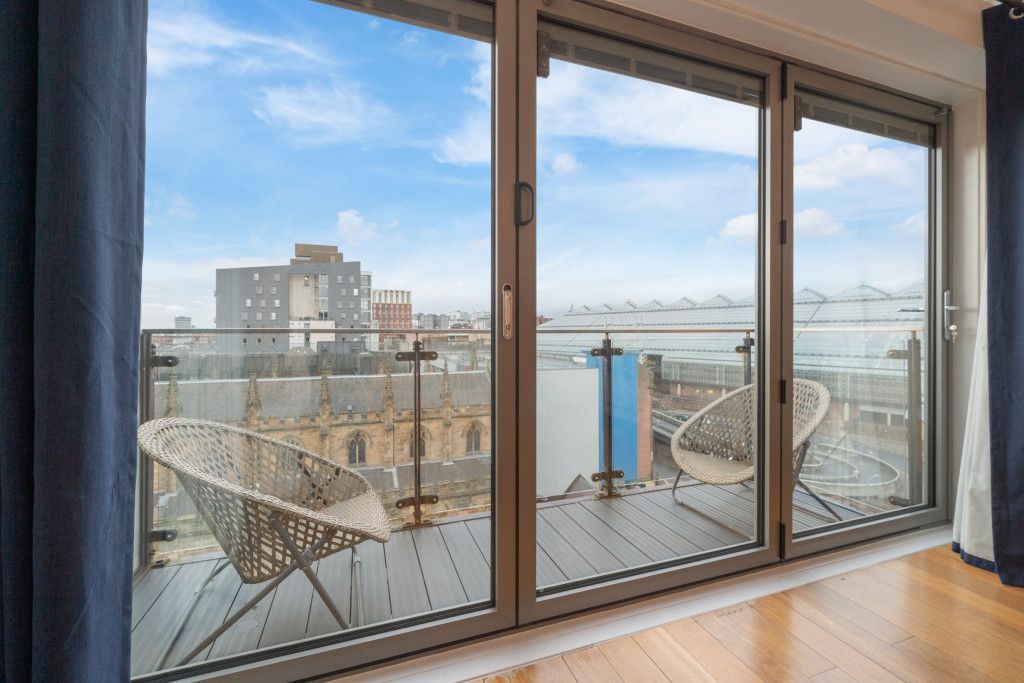 Additional image 4 of 3 bed penthouse to rentDunlop Street, City Centre G1