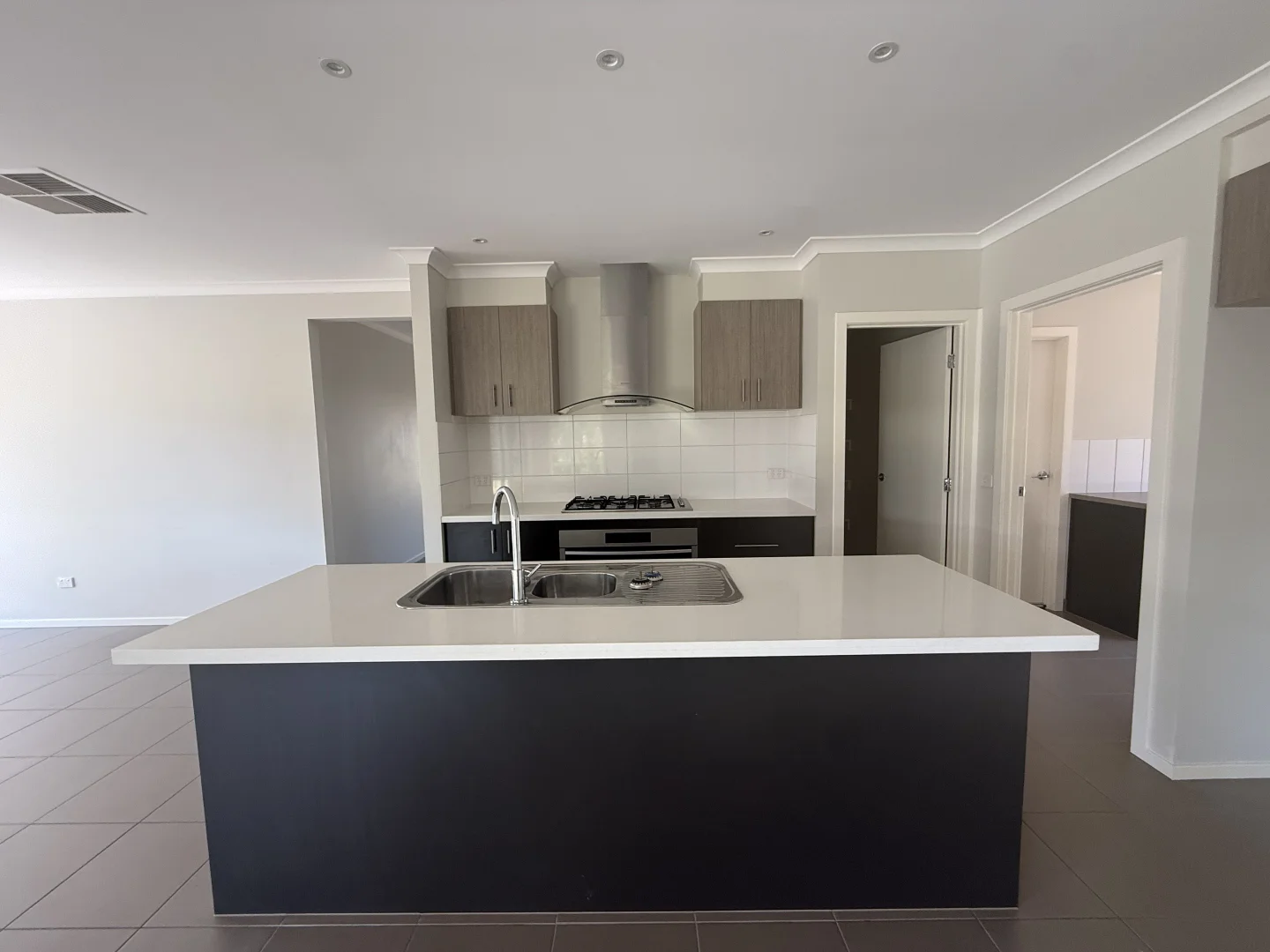 Additional image 9 of 36 Cook Street, Drouin VIC 3818