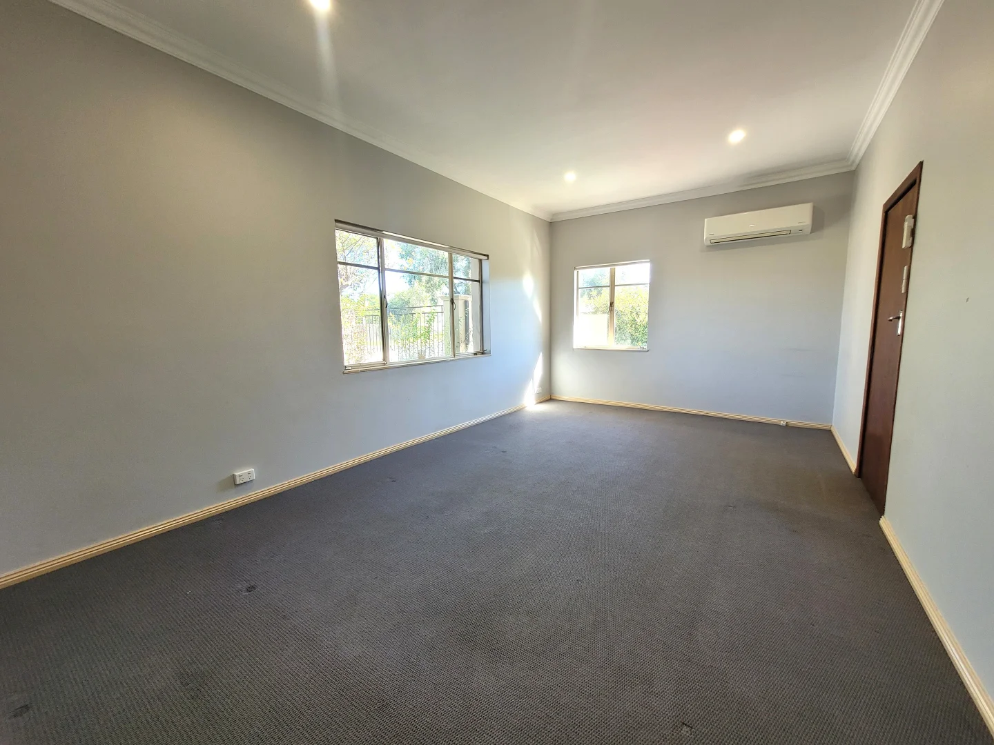Additional image 2 of 1/1012 Wewak Street, North Albury NSW 2640