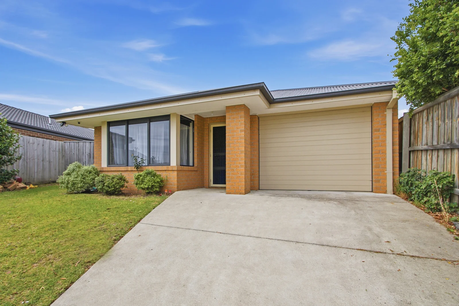 Additional image 2 of 33 Woondella Boulevard, Sale VIC 3850