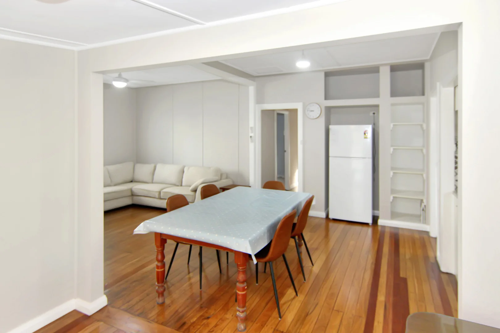 22 Strand St, Forster NSW 2428 photo 3
