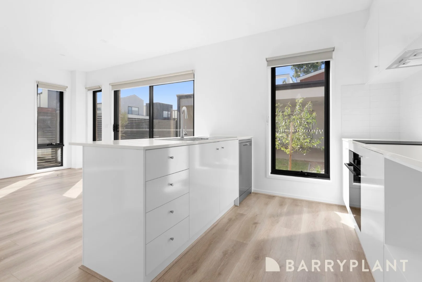 Additional image 3 of 12 Mallee Pl, Springvale South VIC 3172