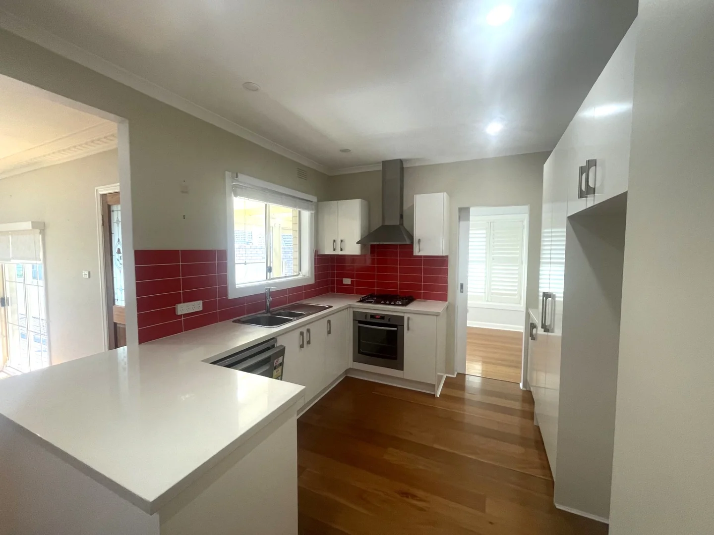123 Torbay St, Macleod VIC 3085 photo 2