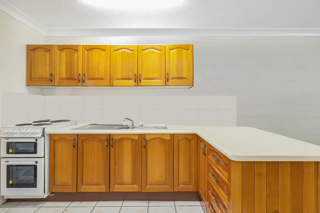 4/35 Ralston St, West End QLD 4810 photo 3