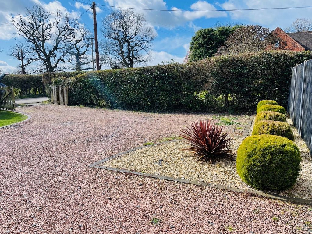 Additional image 20 of 3 bed semi-detached house to rentChance Lane, Malvern WR14